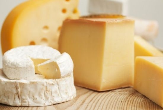 5 redenen waarom kaas eigenlijk goed is voor je gezondheid